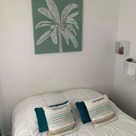 Tourgeville 2 Pieces Avec Parking, Piscine Et Tennis Deauville