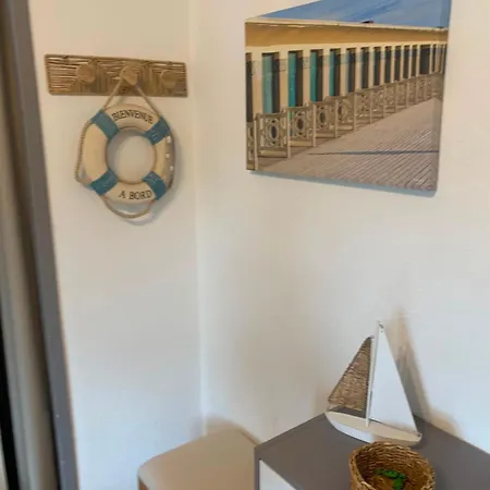 Apartment Tourgeville 2 Pieces Avec Parking, Piscine Et Tennis